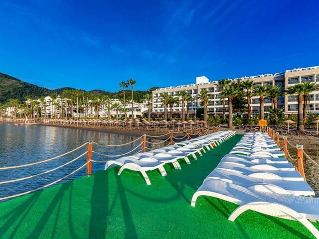 Prime Beach Hotel 5★